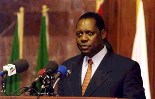 hayatou02
